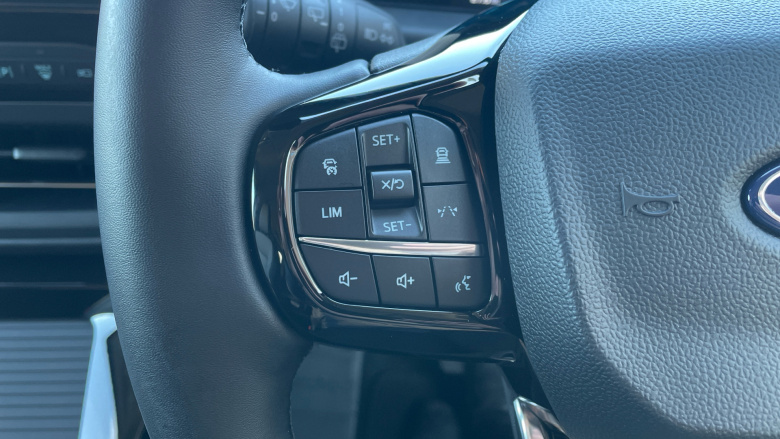 Ford Tourneo Custom 340 L1 Electric Rwd 160kW 65kWh H1 Titanium X 8 seater Auto